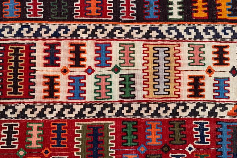 Carpet, Kelim, Iran, semi-antique, approx. 300 x 175 cm.