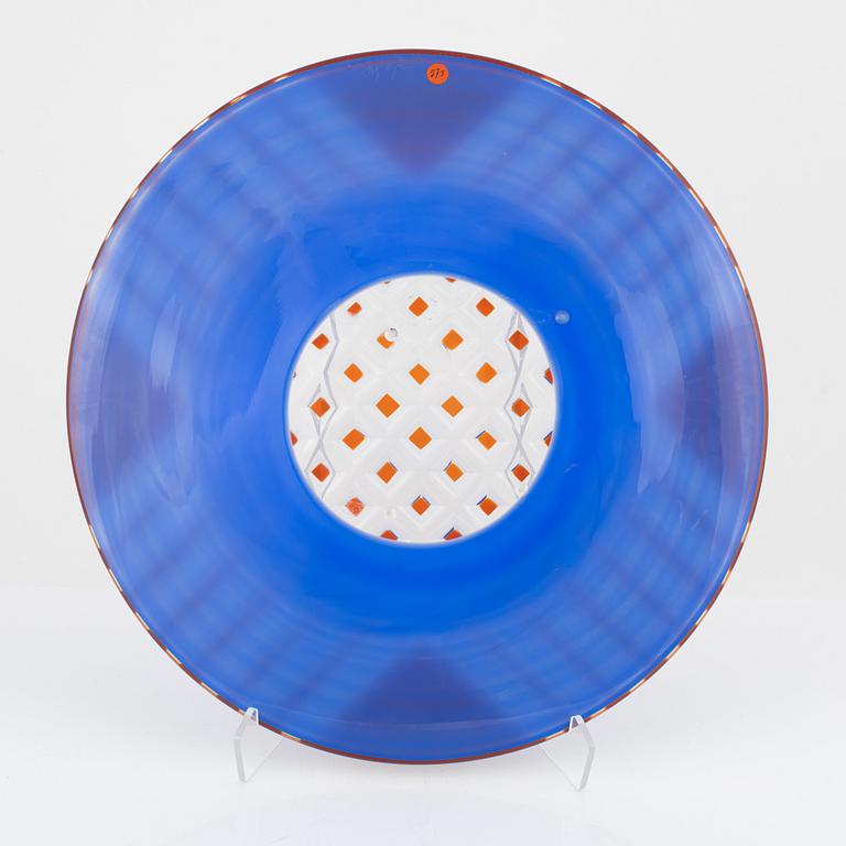Matz Borgström, a dish, Orrefors Gallery, 1988.