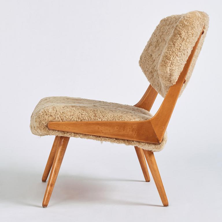 Svante Skogh, an easy chair "nr 915", AB Hjertquist & Co, Nässjö, Sweden 1950-60s.