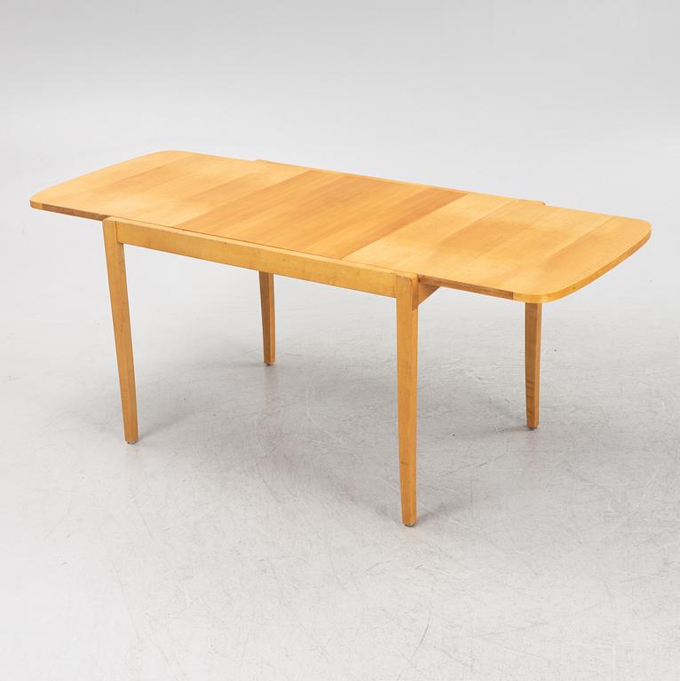 Elias Svedberg, a 'Triva' dining table, Nordiska Kompaniet, 1940.