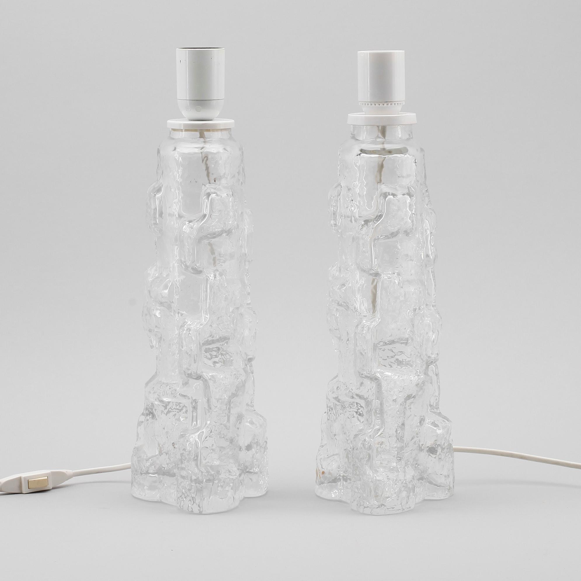 BORDSLAMPOR, 2 st, glas, Reijmyre, 1900-talets andra hälft.