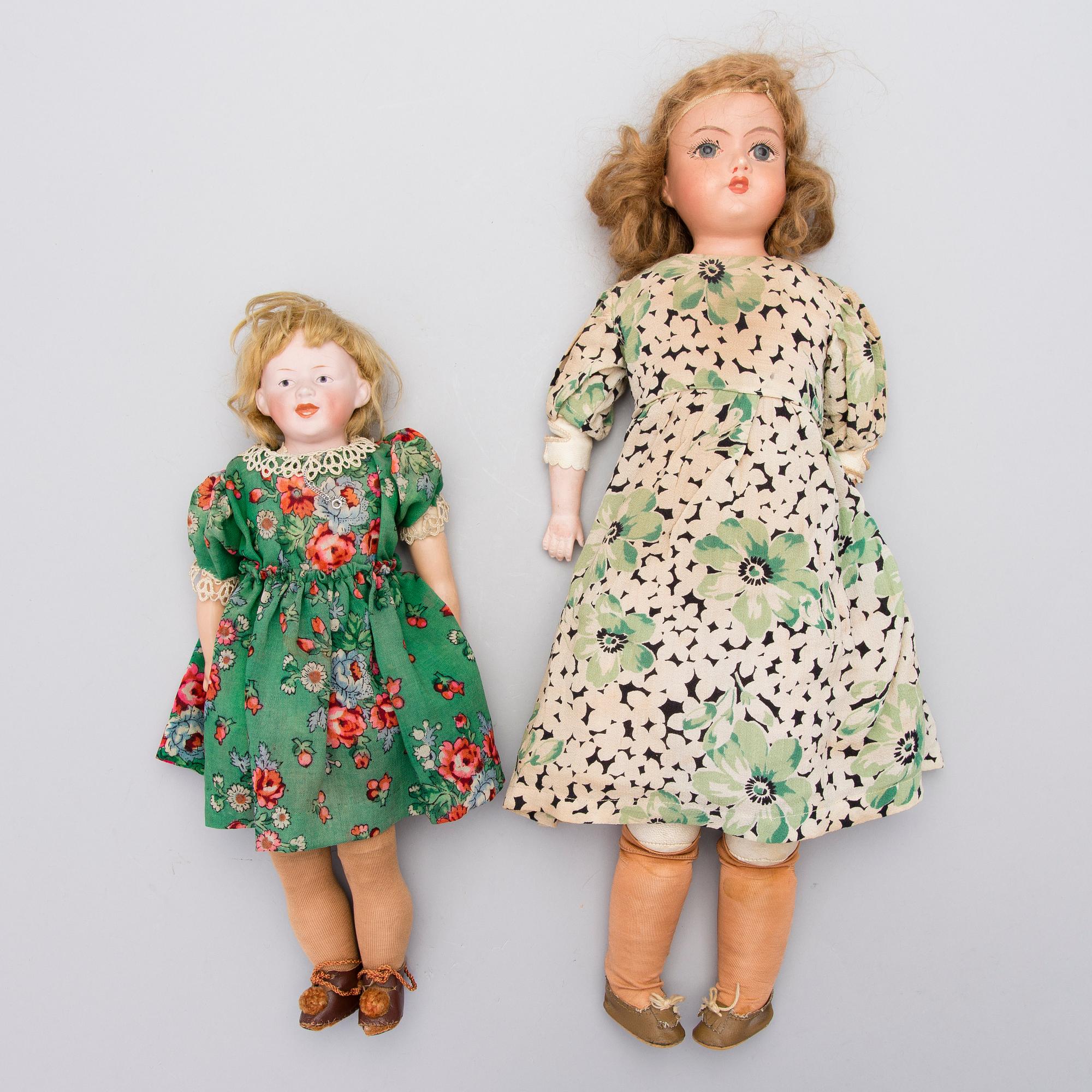 Two Dolls, first half of the 20th Century.