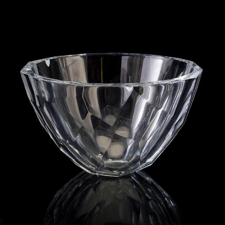 ANNE NILSSON, a clear glass bowl.