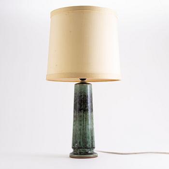 Berndt Friberg, bordslampa, stengods, Gustavsbergs studio 1965.