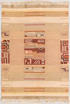 Impi Sotavalta, attributed, a 1930s Finnish flat weave carpet for Kodiksamin Mattokutomo. Circa 235x170 cm.