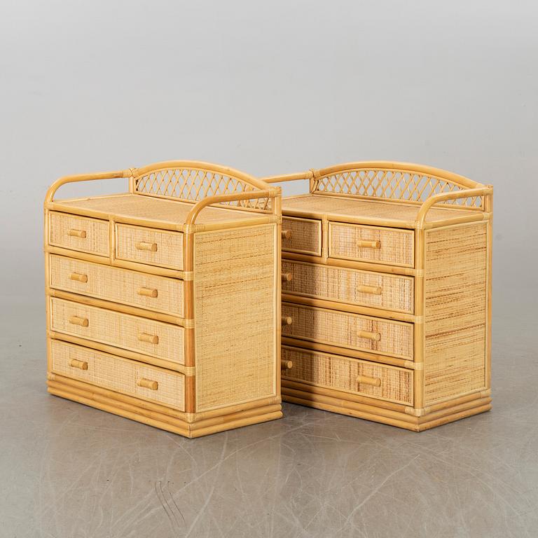 A PAIR OF CHESTS OF DRAWERS, end of 20th century.