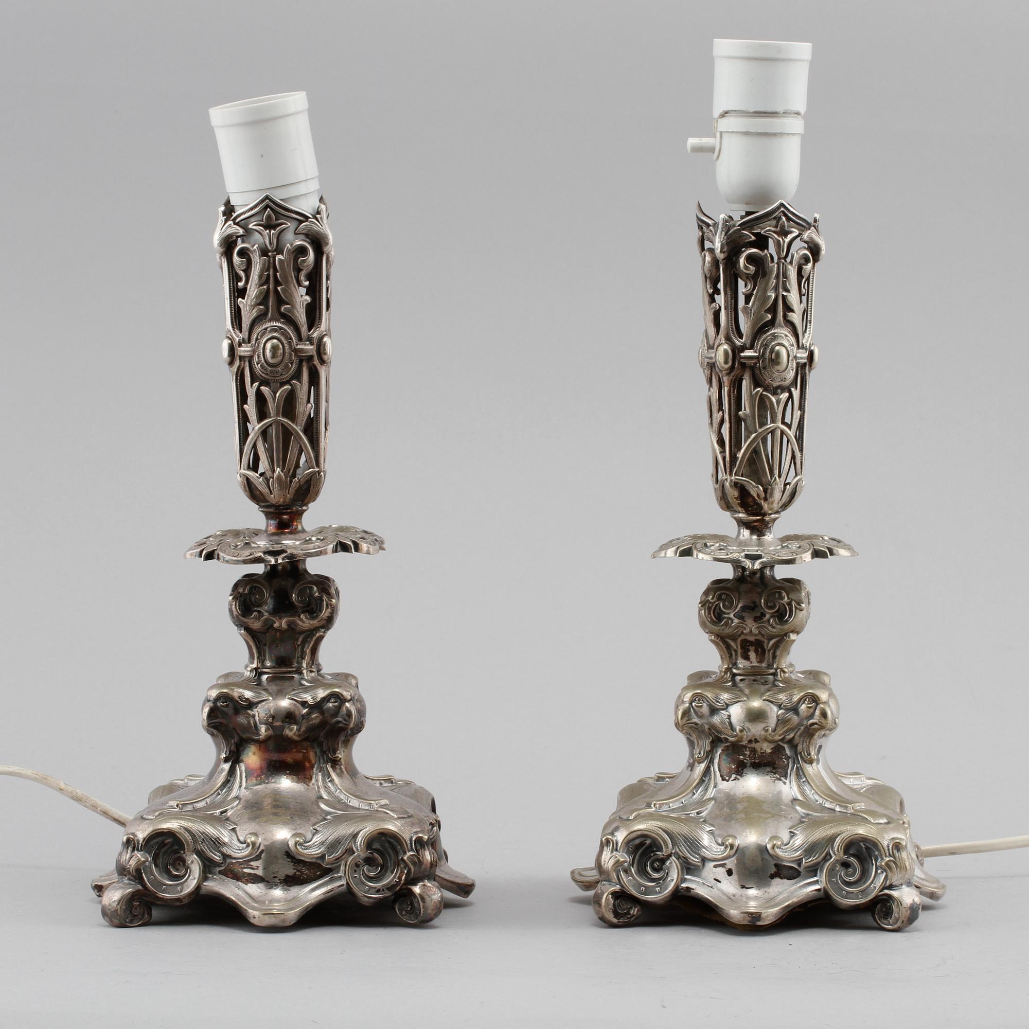 BORDSLAMPOR, ett par, nysilver, A G Dufva, 1900-talets första hälft.