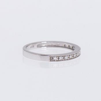 RING, briljantslipade diamanter, 14K vitguld. Suomen korutuote.