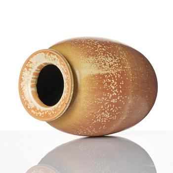 Gunnar Nylund, a stoneware vase, Rörstrand, Sweden 1940s, model GM.