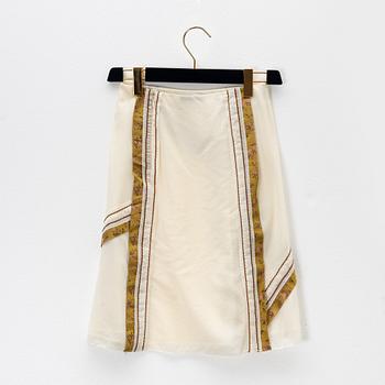 Prada, a cotton and silk skirt, size 36.