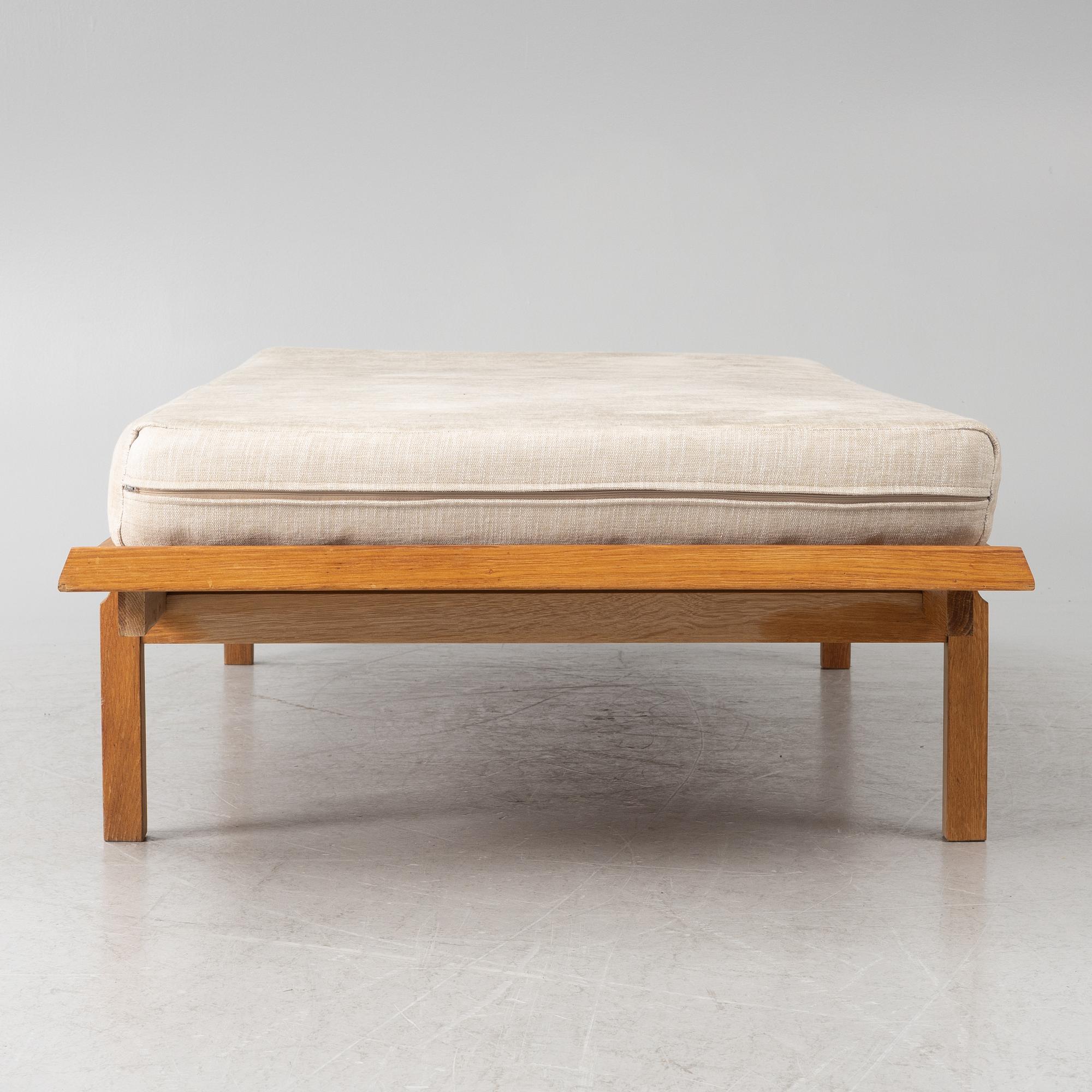 Marian Grabinski attributed daybed "Balbo" IKEA mid-20th century.