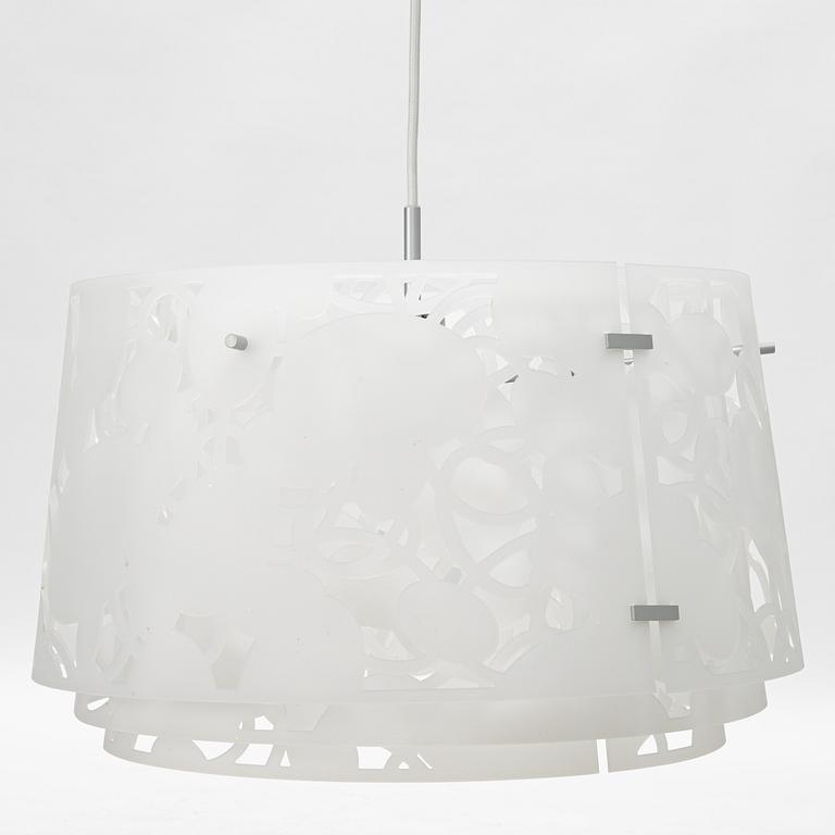Louise Campbell, a 'Collage 600' ceiling light, Louis Poulsen, Danmark.