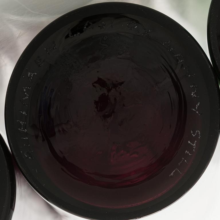 Nanny Still, flaskor, 9 st, signerade Riihimäen Lasi O.Y Nanny Still.