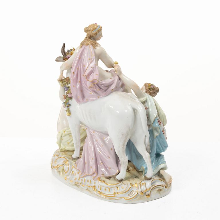 Meissen, A porcelain group of Europe and the bull, around 1900.
