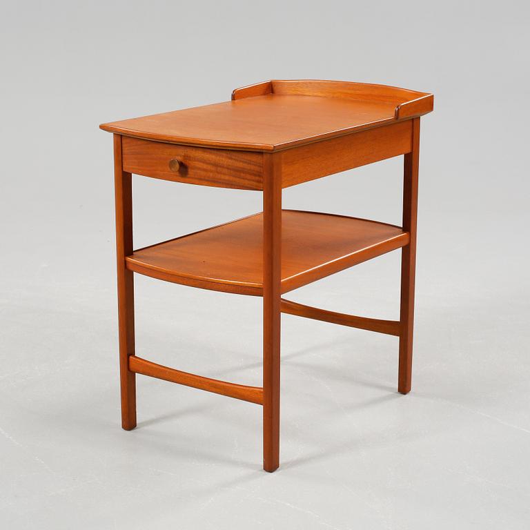 SÄNGBORD, "Birgitta", Carl Malmsten, Bodafors, 1960-tal.