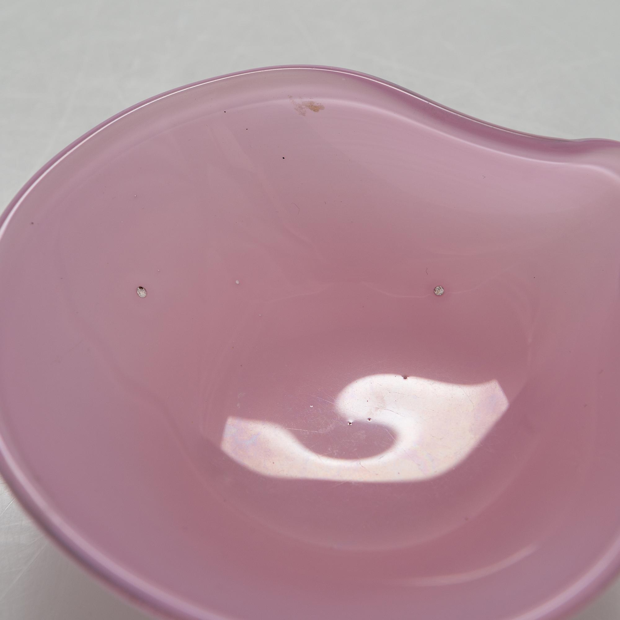 Tapio Wirkkala, a set of five glass bowls, signed Tapio Wirkkala Iittala.