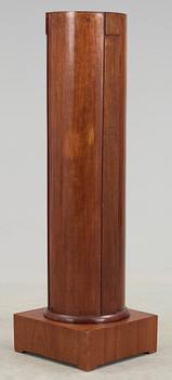 KOLONN / PIEDESTAL. Karl Johan, 1800-talets första hälft.