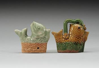 Two water-pots, Qing dynasty, Kangxi (1662-1722).