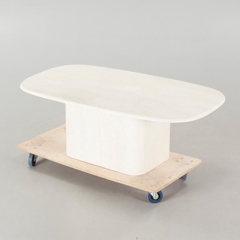 A sofa table, second half of the 20th century.