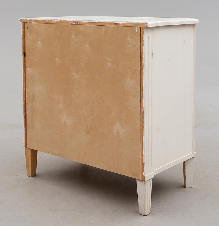 BYRÅ, gustaviansk stil, 1900-talets andra hälft.