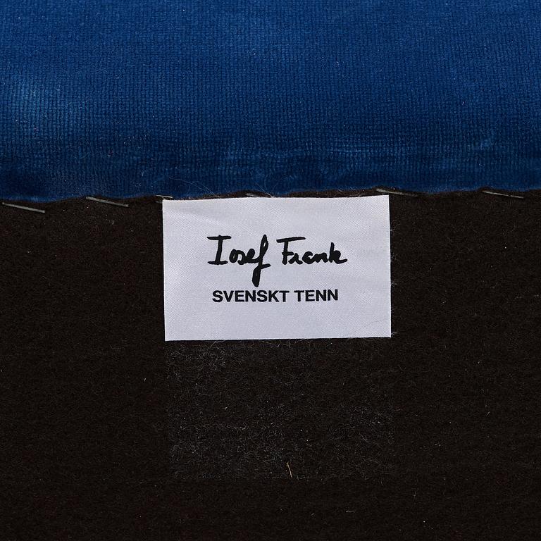 JOSEF FRANK, fåtölj med fotpall, Firma Svenskt Tenn, modell 336.