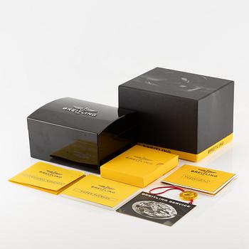 Breitling, Super Avenger, chronograph, wristwatch, 48.4 mm.