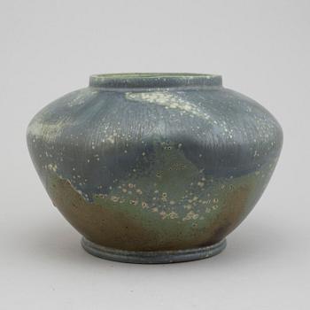 BODE WILLUMSEN & HANS HANSEN, a stoneware jar, Denmark, signed and dated 16-4-1937.