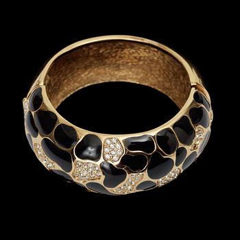 523. A bracelet by Christian Dior.
