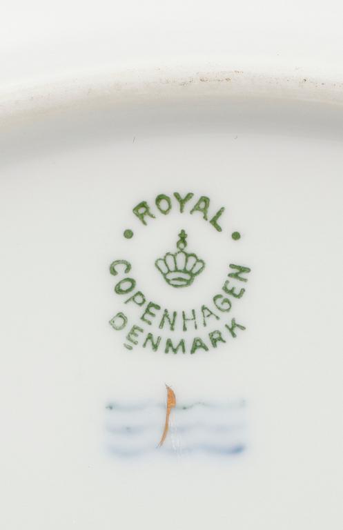 TALLRIKAR, 1 par, porslin, Royal Copenhagen, 1900-talets andra hälft.