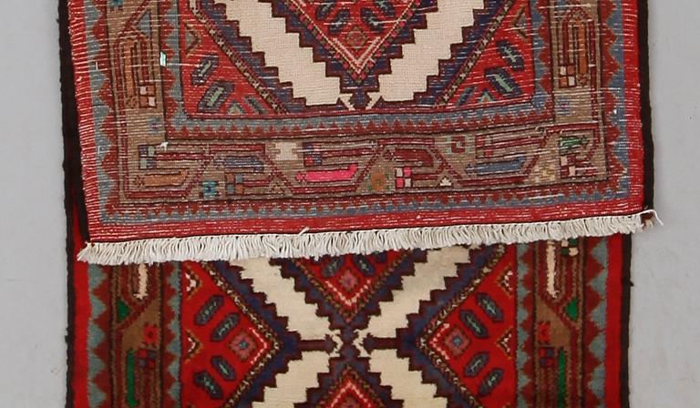 MATTA, Mehraban, ca 306 x 80 cm.