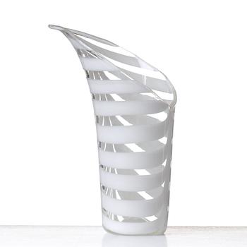 Tyra Lundgren, TYRA LUNDGREN, a glass vase, Venini, Italy, model 3864, designed in 1948.