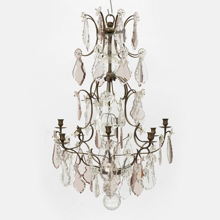 Ljuskrona, rokokostil, 1900-talets första hälft.