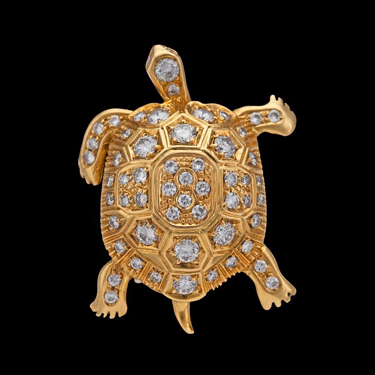 A brilliant cut diamond turtle brooch, tot. app. 2 cts.