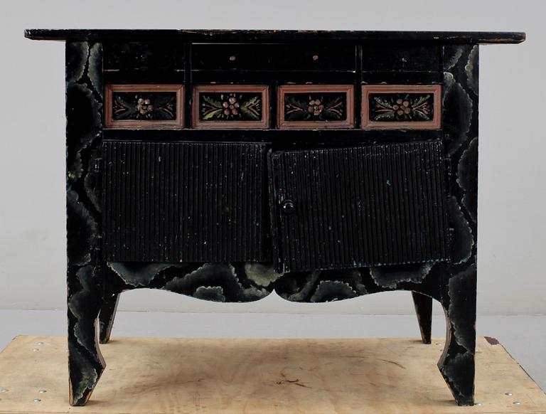 MÖSSBORD, allmoge, Järvsö, Hälsingland. 1800-tal.