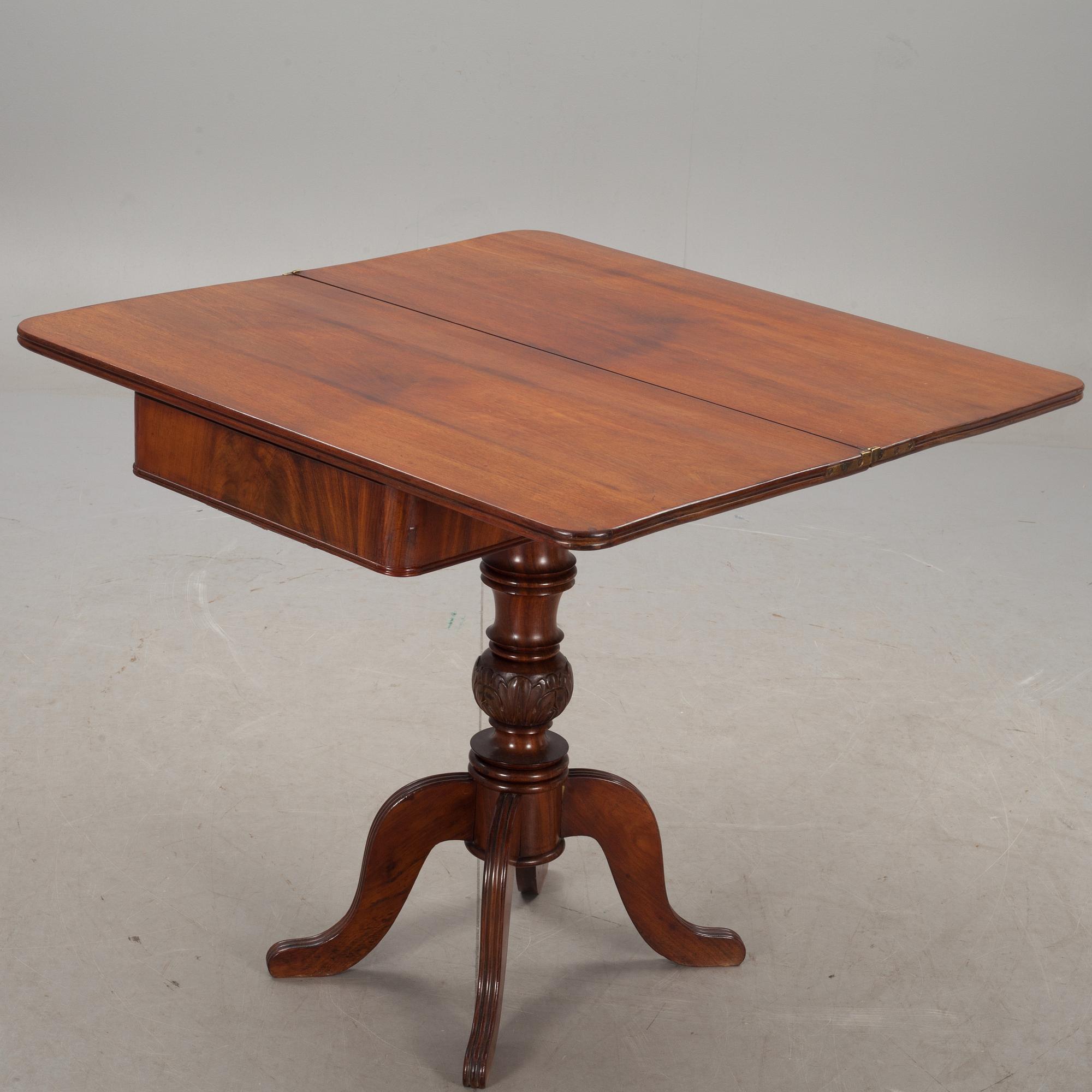 SPELBORD. 1800-tal.