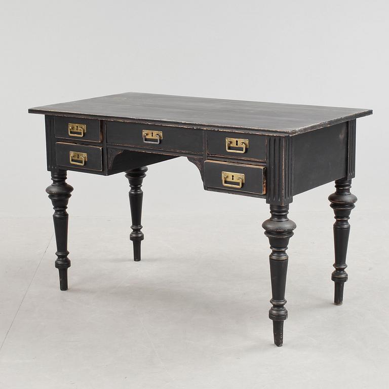 SKRIVBORD, nyrenässans, 1800-talets slut.