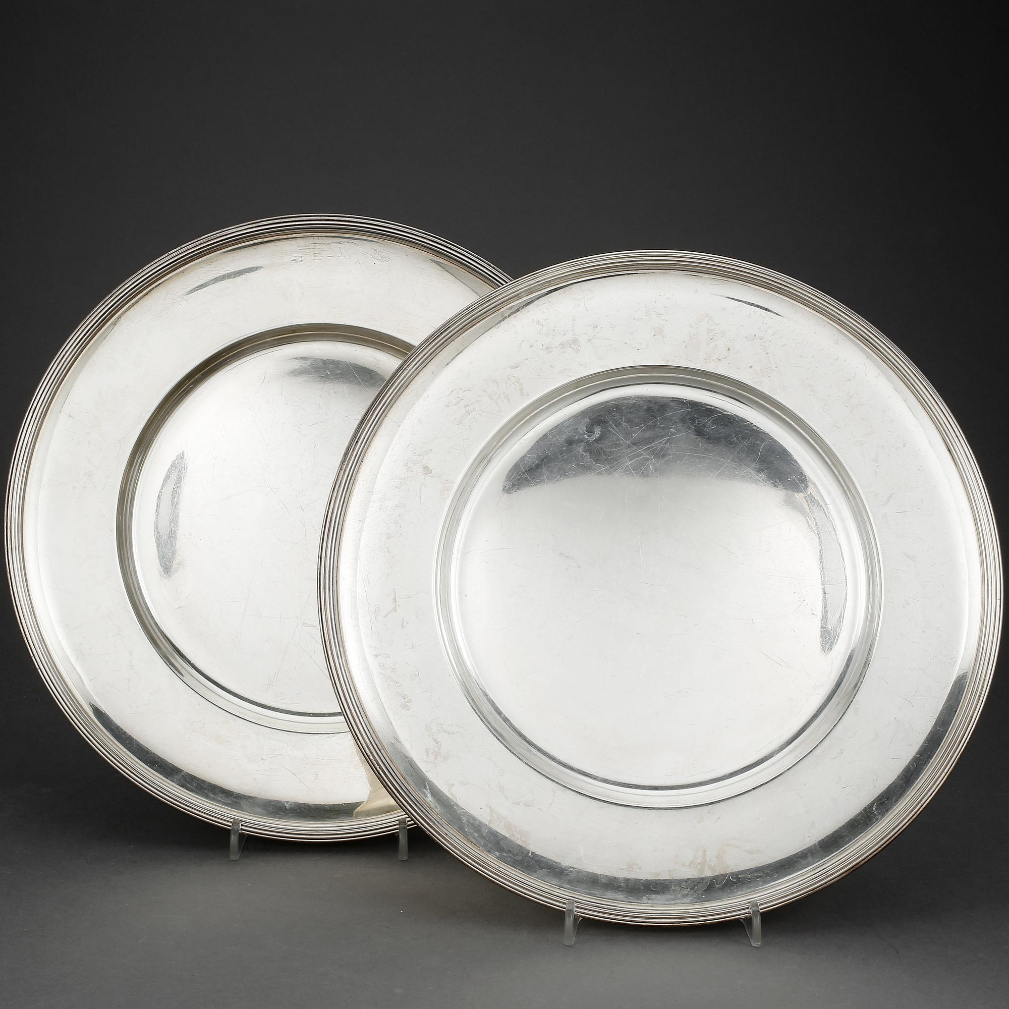 PRESENTERFAT, ett par, silver, C.E Carlman, Stockholm, 1929, tot vikt 1511 gram.
