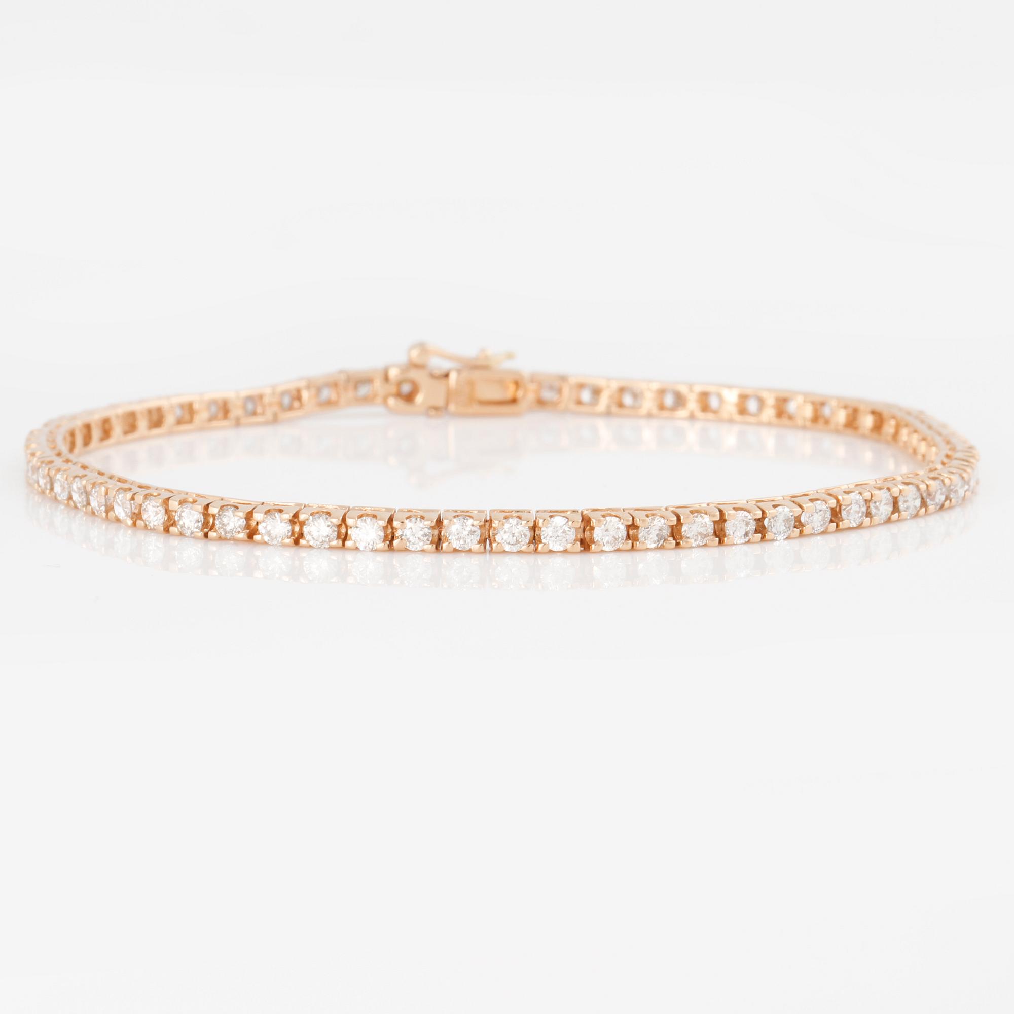 ARMBAND, sk tennisarmband, med briljantslipade diamanter, ca 2.10 ct.