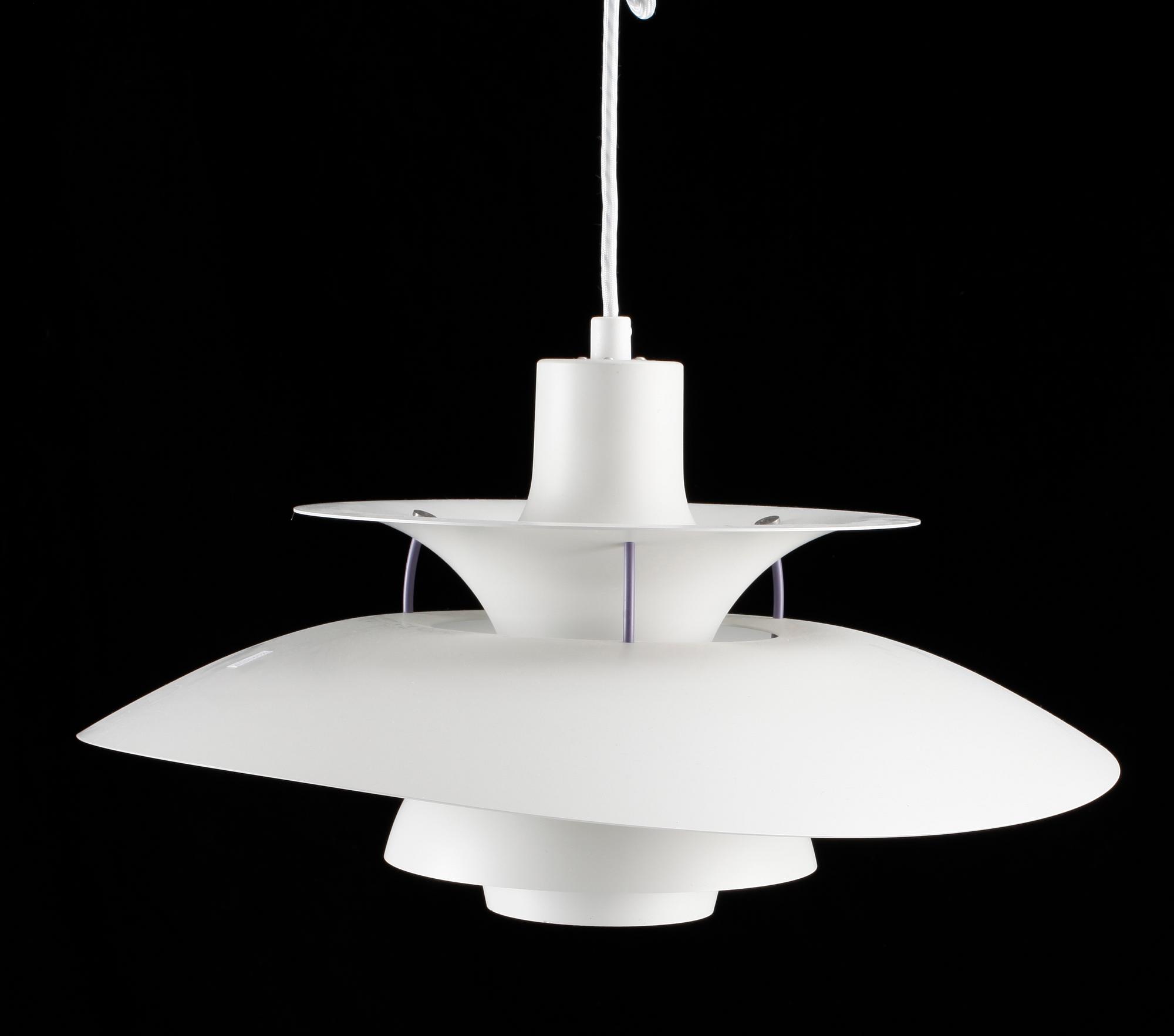 TAKARMATUR, PH-lampa. Poul Henningsen för Louis Poulsen. Diam 50.