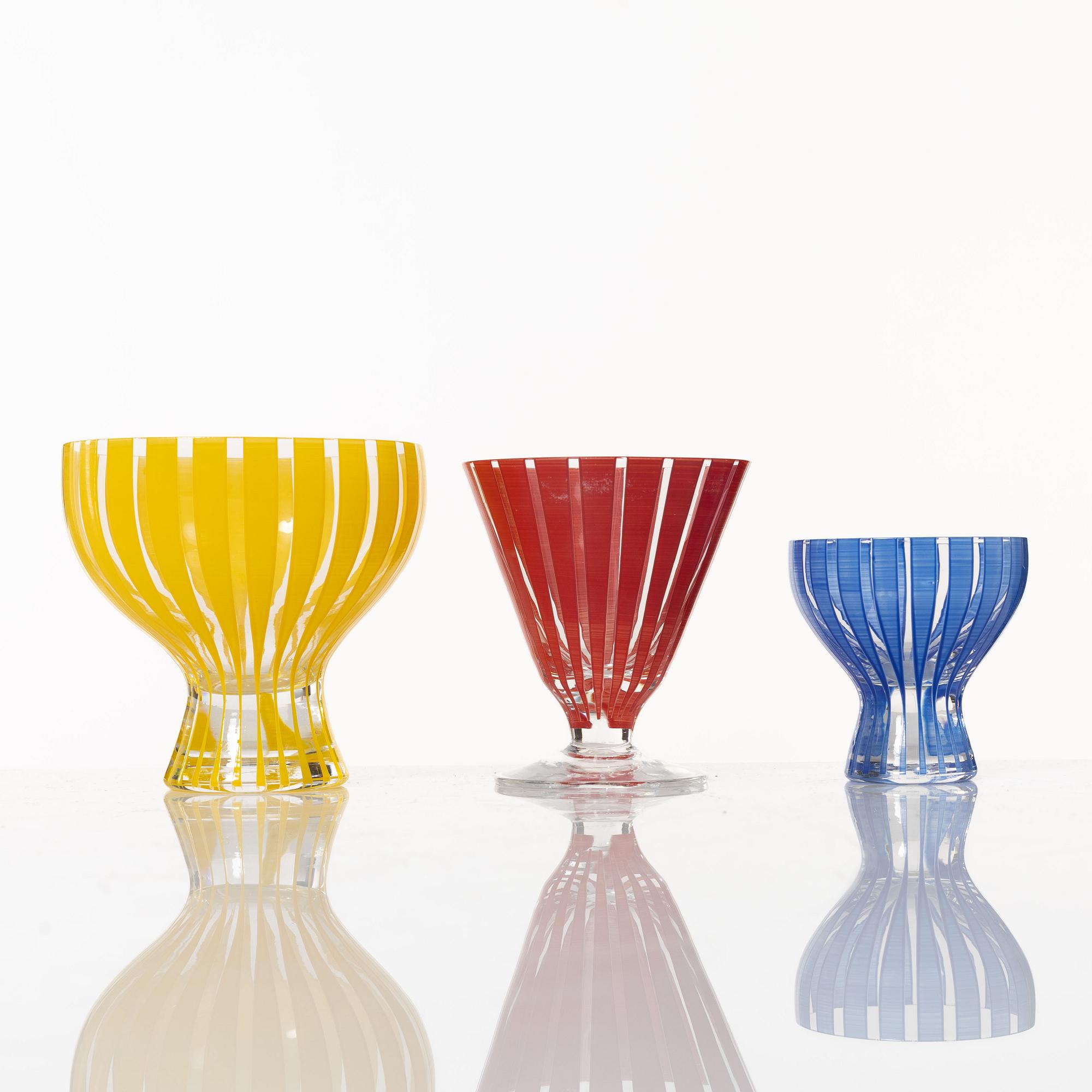 Bengt Orup, glasservis, "Strikt", 75 delar, Johansfors, 1950-tal.