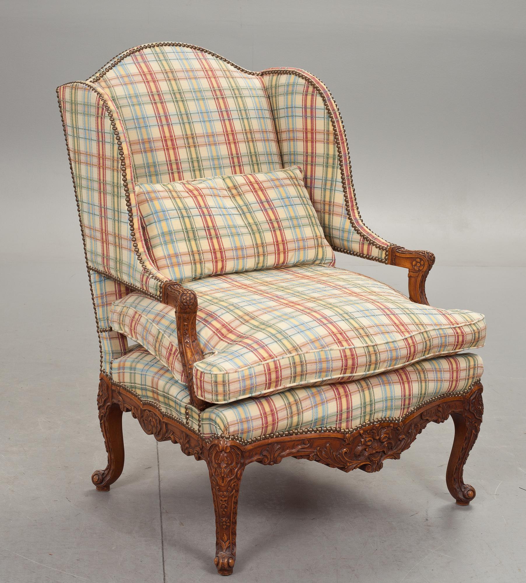 FÅTÖLJ, rokokostil, 1900-talets första del.
