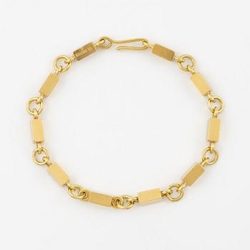 Wiwen Nilsson, a bracelet, 18K gold, Lund 1974.
