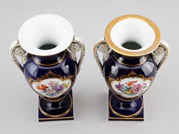 VASER, 2 st snarlika, Meissen, 1900-tal.