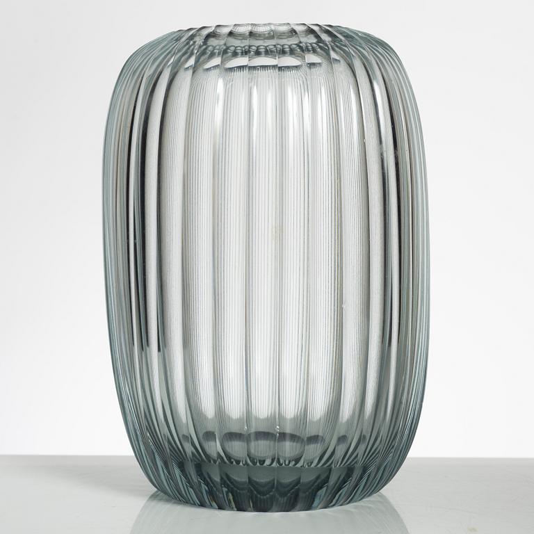 Wilhelm Wagenfeld, a cut glass vase, Vereinigte Lausitzer Glaswerke, Weißwasser, circa 1937.