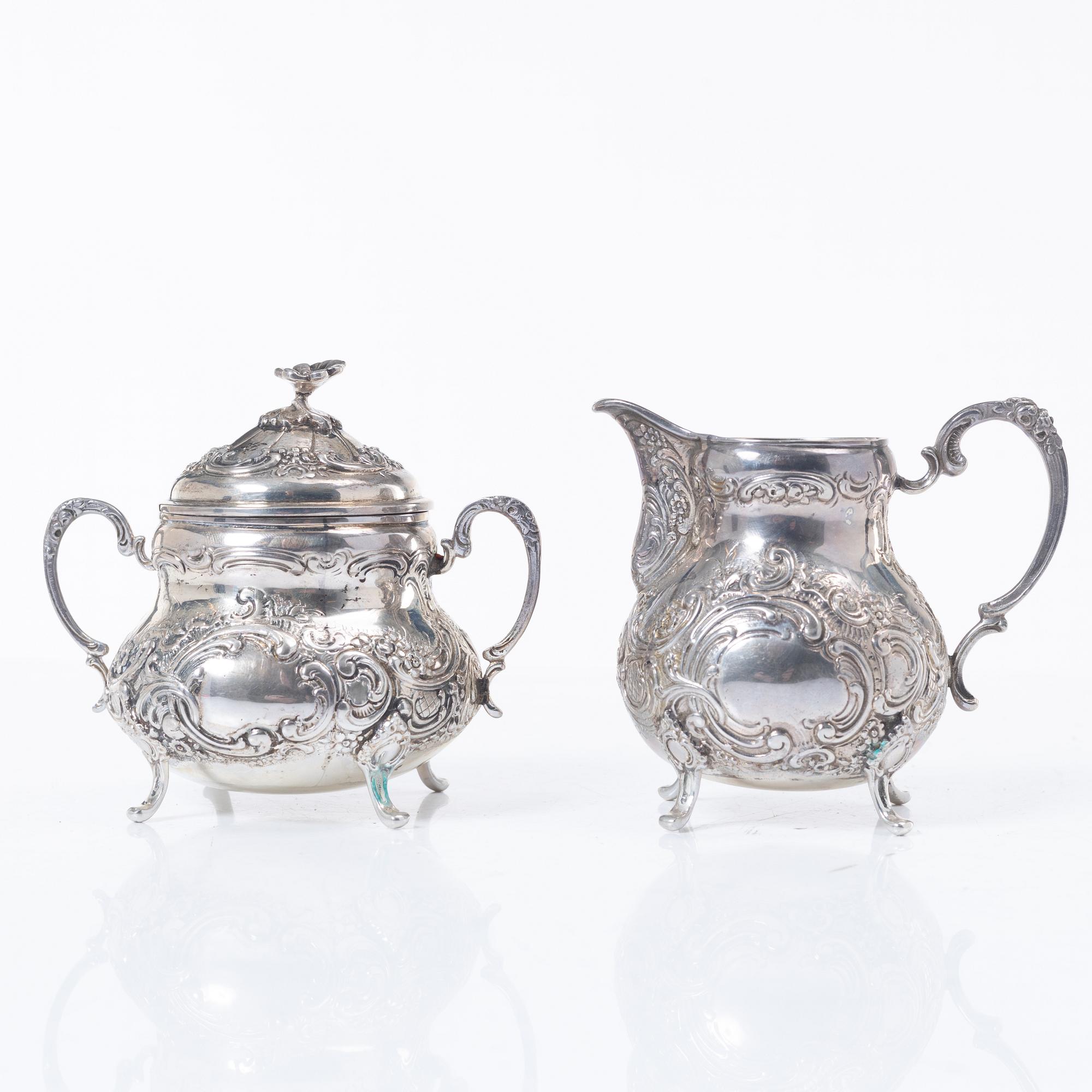 A creamer and sugar bowl, silver 830, Germany, mid-20th century.