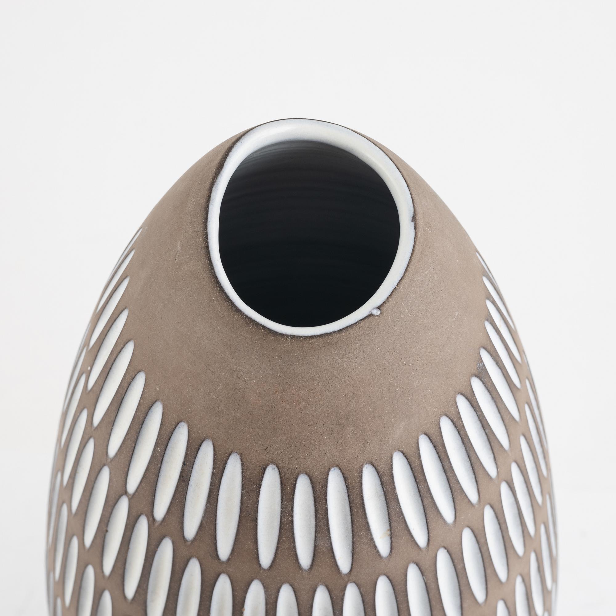 Ingrid Atterberg, vas, "Negro", Upsala-Ekeby, 1950-tal.