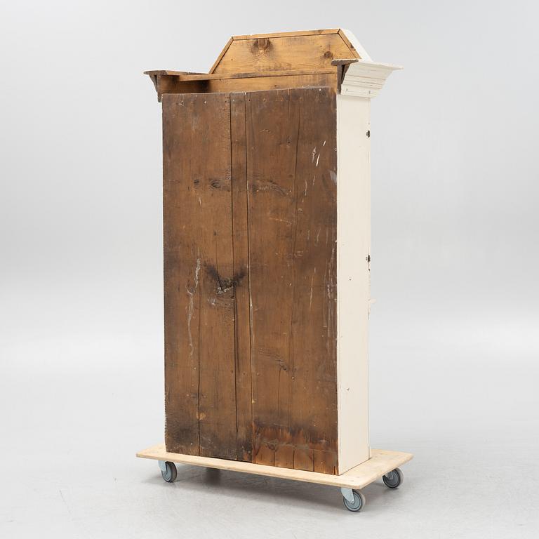 A cabinet, 18th/19th Century.