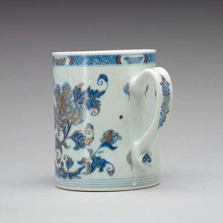 A blue and white jug, Qing dynasty, Qianlong (1736-95).