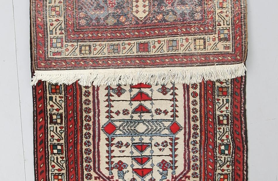 MATTA, galleri, orient, 298 x 89 cm.