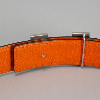 HERMÈS, a 'Constance' leather belt, 2010. Size 90.